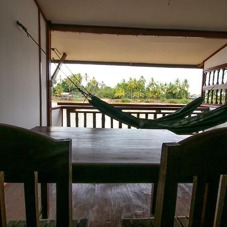 Dokchampa Guesthouse Ban Khon Buitenkant foto