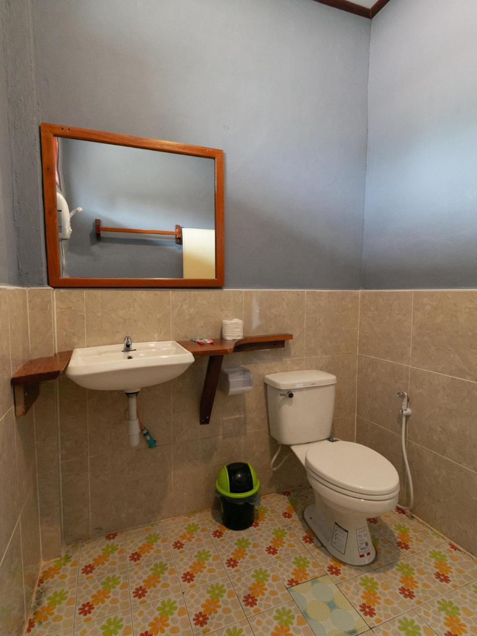 Dokchampa Guesthouse Ban Khon Buitenkant foto