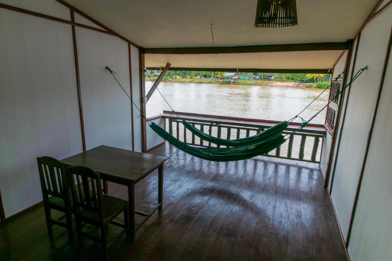 Dokchampa Guesthouse Ban Khon Buitenkant foto