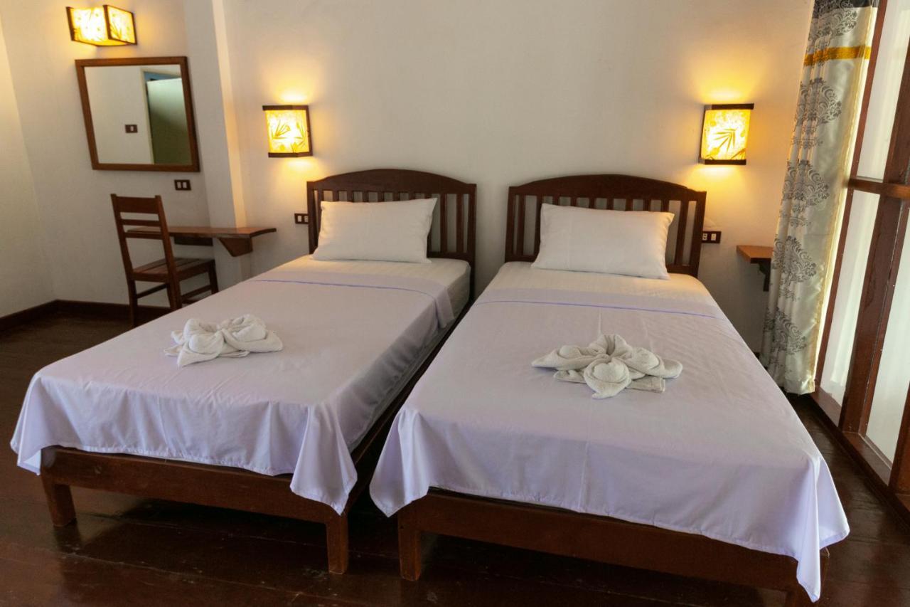 Dokchampa Guesthouse Ban Khon Buitenkant foto